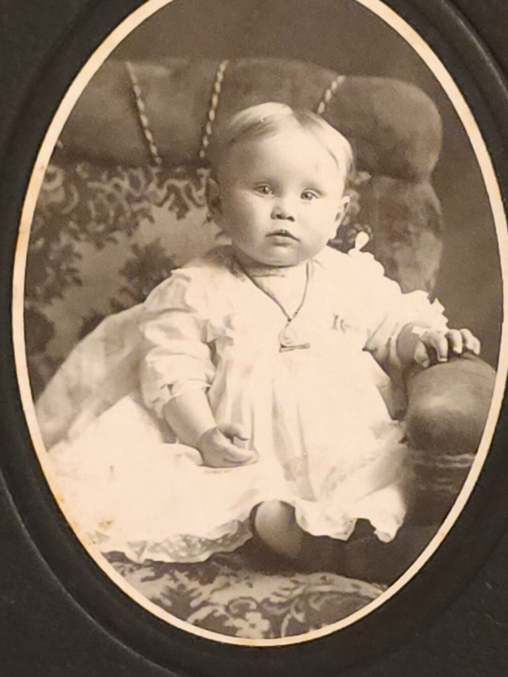 PRECIOUS Vintage Baby Photograph Early 1900s Edwardian Era